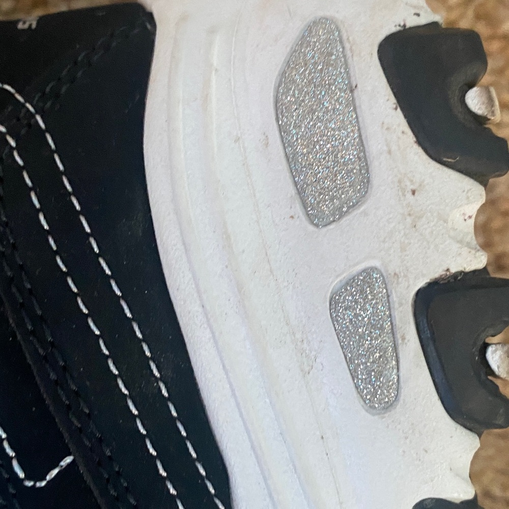 Skechers D'Lites Women's Black White & Pink Memory Foam Sneakers - Picture 3 of 8